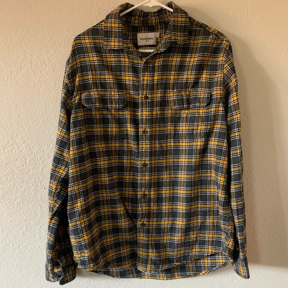 Oversized black and yellow flannel